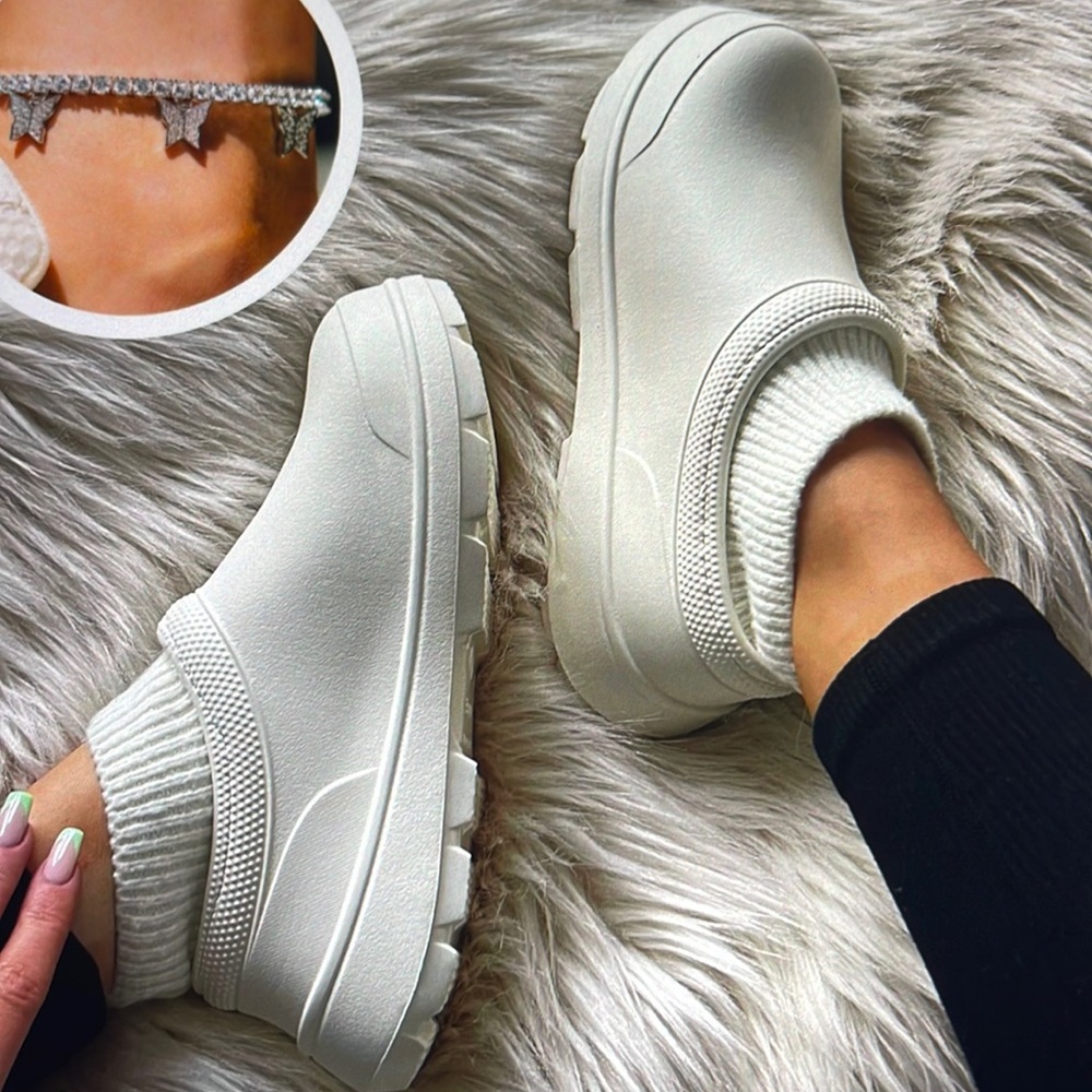 White nuvivas sock clogs BRAND NEW